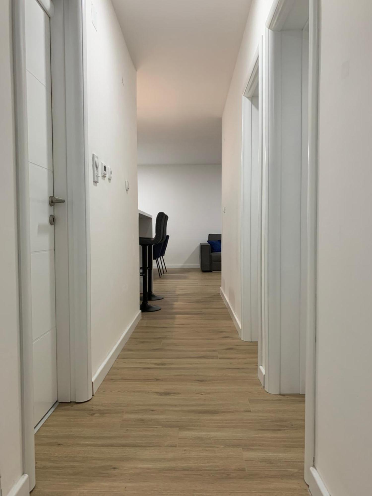 Central Аpartment Foca With Garage Eksteriør billede